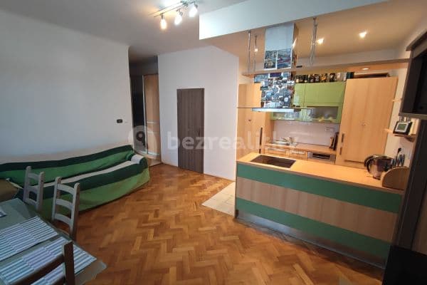 Prenájom bytu 3-izbový 73 m², Brno, Jihomoravský kraj