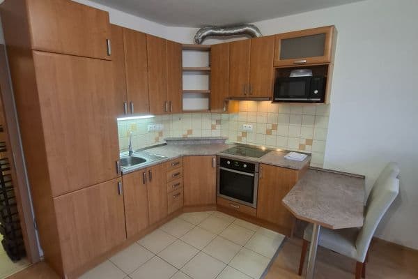 Prenájom bytu 1-izbový 34 m², Praha Prenájom bytu 1-izbový 34 m², Praha