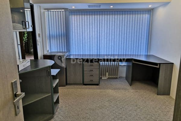 Prenájom kancelárie 19 m², Jeřabinová, Brno Prenájom kancelárie 19 m², Jeřabinová, Brno