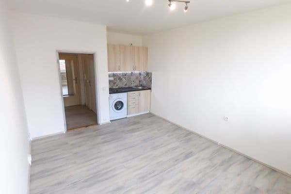 Predaj bytu 1-izbový 23 m², Halasovo náměstí, Predaj bytu 1-izbový 23 m², Halasovo náměstí,