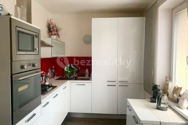Prenájom bytu 2-izbový 51 m², Zelenečská, Praha Prenájom bytu 2-izbový 51 m², Zelenečská, Praha