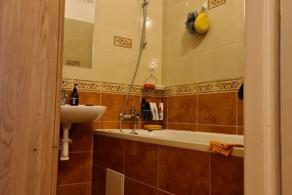 Prenájom bytu 2-izbový 58 m², Zelinářská, Praha Prenájom bytu 2-izbový 58 m², Zelinářská, Praha