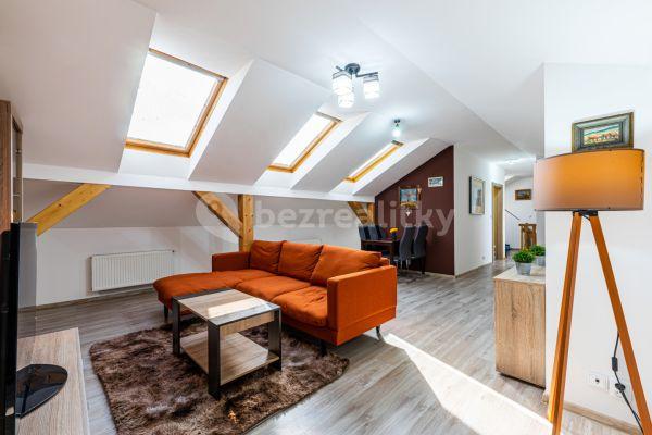 Predaj bytu 4-izbový 121 m², Raisova, Karlovy Vary