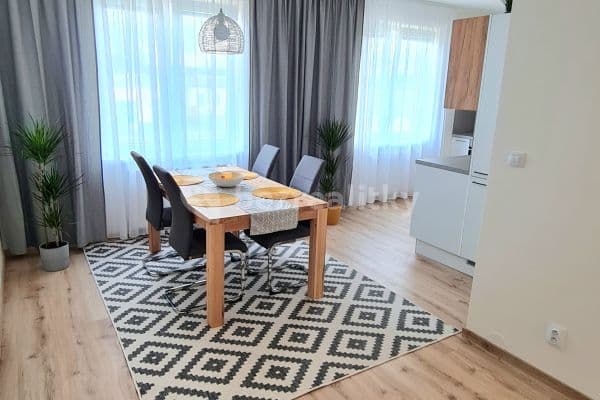 Prenájom bytu 3-izbový 69 m², Blovice, Plzeňský kraj
