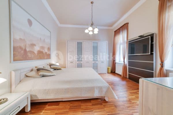 Predaj bytu 3-izbový 67 m², Mladějovského, Mariánské Lázně