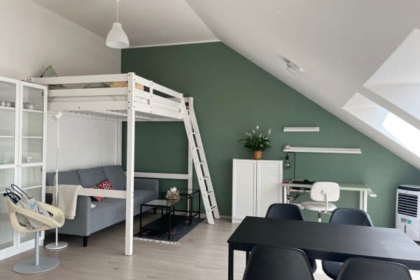 Prenájom bytu 1-izbový 44 m², Koněvova, Prenájom bytu 1-izbový 44 m², Koněvova,