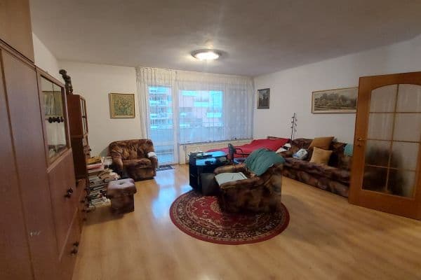 Prenájom bytu 2-izbový 74 m², Palackého třída, Brno Prenájom bytu 2-izbový 74 m², Palackého třída, Brno