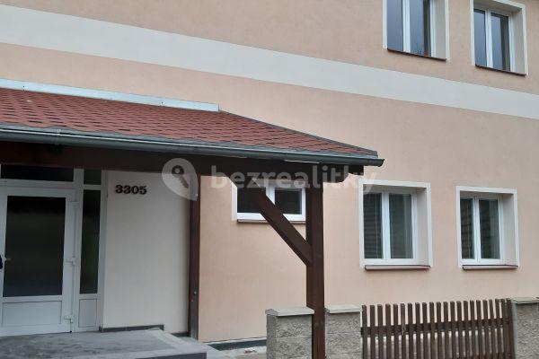 Prenájom bytu 2-izbový 68 m², Teplice, Ústecký kraj