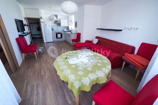 Prenájom bytu 2-izbový 60 m², Honzíkova, Praha Prenájom bytu 2-izbový 60 m², Honzíkova, Praha