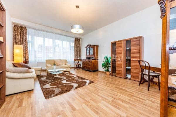 Prenájom bytu 3-izbový 85 m², Praha, Praha