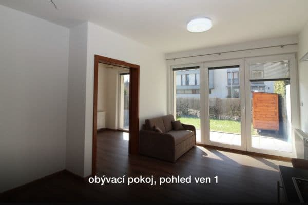 Prenájom bytu 2-izbový 43 m², K Dálnici, Praha Prenájom bytu 2-izbový 43 m², K Dálnici, Praha