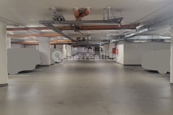 Prenájom garáže 13 m², Chlebovická, Praha Prenájom garáže 13 m², Chlebovická, Praha