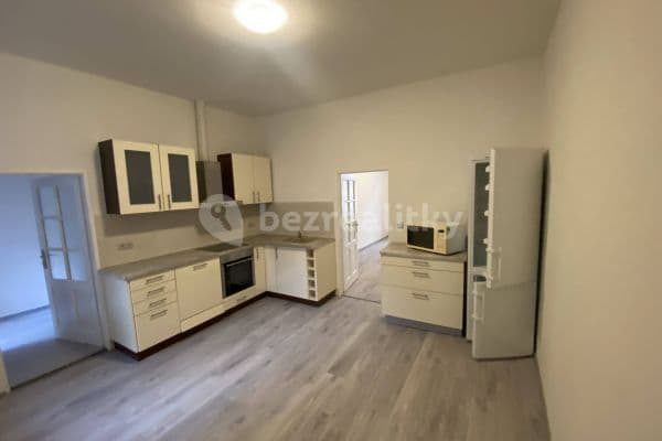 Prenájom bytu 1-izbový 46 m², Viktora Huga, Praha Prenájom bytu 1-izbový 46 m², Viktora Huga, Praha