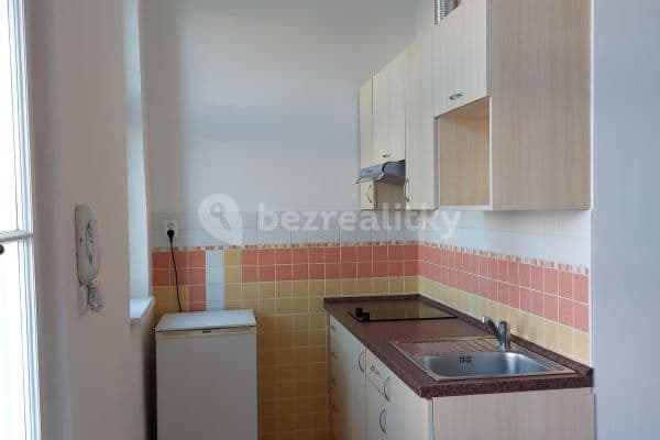Prenájom bytu 2-izbový 36 m², Boleslavova, Praha Prenájom bytu 2-izbový 36 m², Boleslavova, Praha