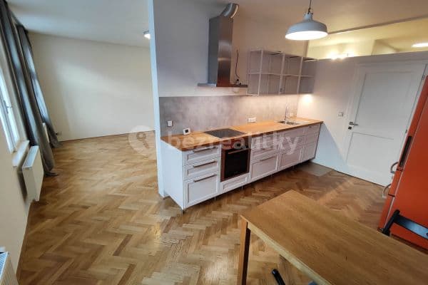 Prenájom bytu 2-izbový 68 m², Koněvova, Praha Prenájom bytu 2-izbový 68 m², Koněvova, Praha