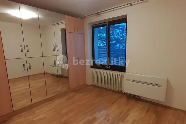 Prenájom bytu 4-izbový 105 m², Na Balkáně, Praha Prenájom bytu 4-izbový 105 m², Na Balkáně, Praha