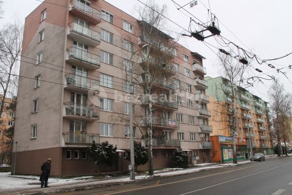 Prenájom bytu 2-izbový 62 m², Lidická třída, České Budějovice Prenájom bytu 2-izbový 62 m², Lidická třída, České Budějovice