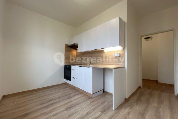 Prenájom bytu 3-izbový 60 m², Národní třída, Havířov, Moravskoslezský kraj