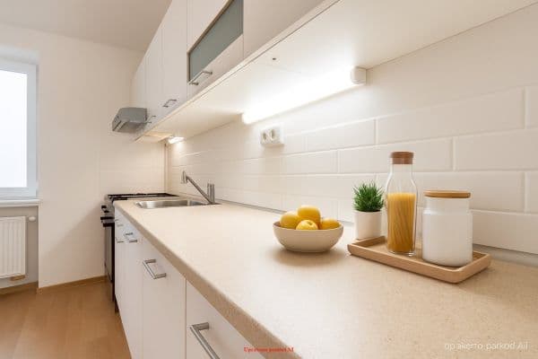 Prenájom bytu 2-izbový 58 m², nám. T. G. Masaryka, Prenájom bytu 2-izbový 58 m², nám. T. G. Masaryka,