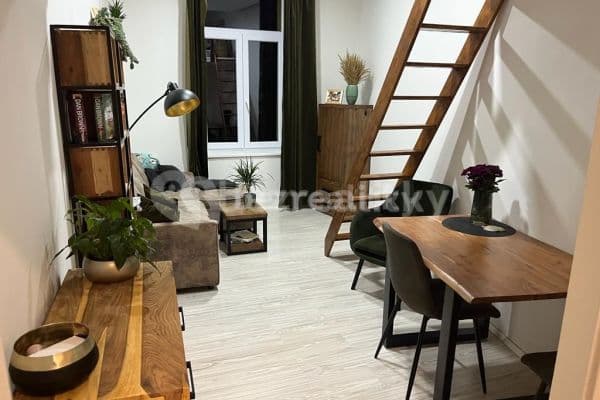 Prenájom bytu 2-izbový 38 m², Zenklova, Praha Prenájom bytu 2-izbový 38 m², Zenklova, Praha