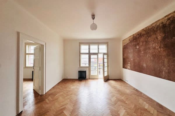 Prenájom bytu 2-izbový 76 m², Ruská, Praha Prenájom bytu 2-izbový 76 m², Ruská, Praha