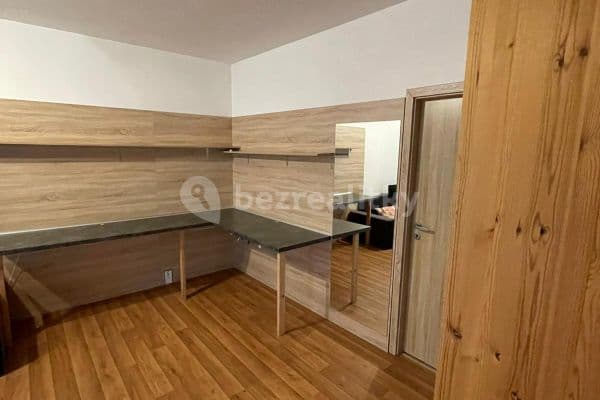 Prenájom bytu 3-izbový 75 m², Vlnařská, Liberec Prenájom bytu 3-izbový 75 m², Vlnařská, Liberec