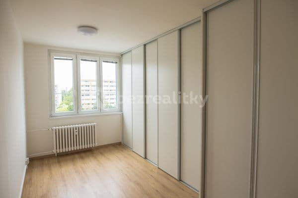 Prenájom bytu 3-izbový 68 m², Galandova, Praha, Praha