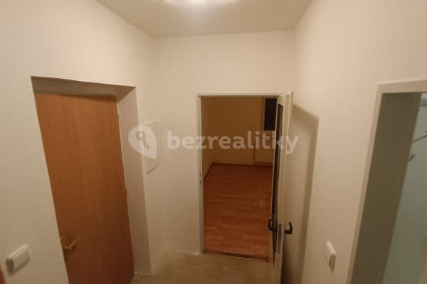 Prenájom bytu 2-izbový 65 m², Révová, Plzeň Prenájom bytu 2-izbový 65 m², Révová, Plzeň