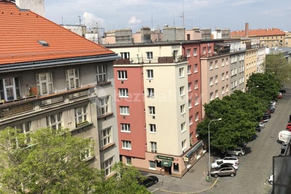 Prenájom bytu 3-izbový 72 m², Biskupcova, Praha Prenájom bytu 3-izbový 72 m², Biskupcova, Praha
