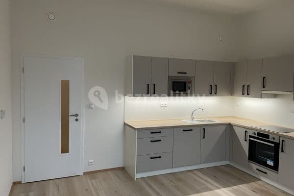 Prenájom bytu 2-izbový 61 m², Chržínská, Velvary Prenájom bytu 2-izbový 61 m², Chržínská, Velvary