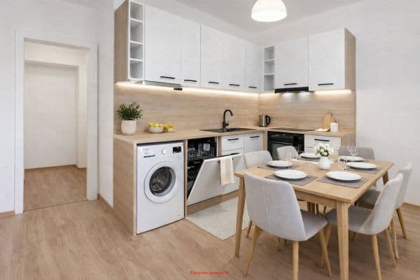 Prenájom bytu 3-izbový 63 m², Národní třída, Havířov-Město Prenájom bytu 3-izbový 63 m², Národní třída, Havířov-Město
