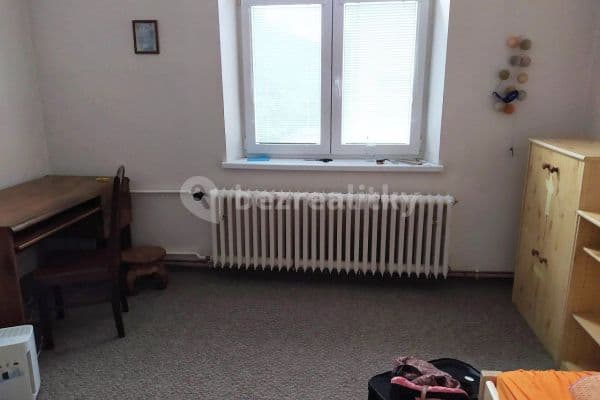 Prenájom bytu 3-izbový 100 m², Chemická, Plzeň Prenájom bytu 3-izbový 100 m², Chemická, Plzeň