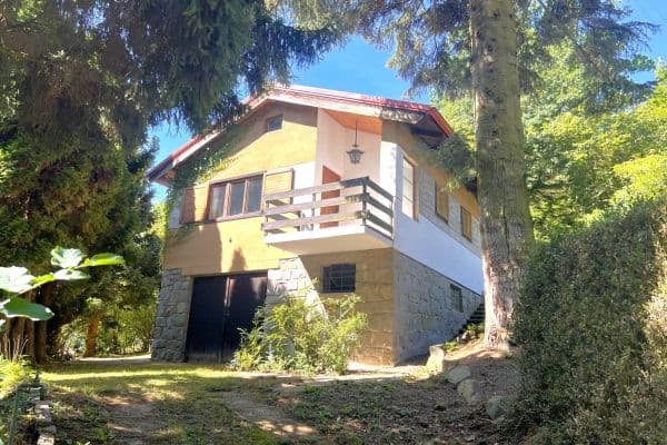 Predaj rekreačného objektu 72 m², pozemek 590 m², Slapy Predaj rekreačného objektu 72 m², pozemek 590 m², Slapy