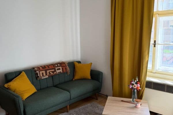 Prenájom bytu 2-izbový 50 m², Žerotínova, Hlavní město Praha Prenájom bytu 2-izbový 50 m², Žerotínova, Hlavní město Praha