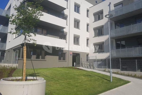 Prenájom bytu 1-izbový 39 m², Hadovitá, Praha Prenájom bytu 1-izbový 39 m², Hadovitá, Praha