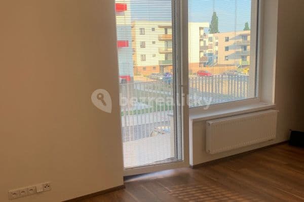 Prenájom bytu 1-izbový 30 m², Armádní, Milovice Prenájom bytu 1-izbový 30 m², Armádní, Milovice