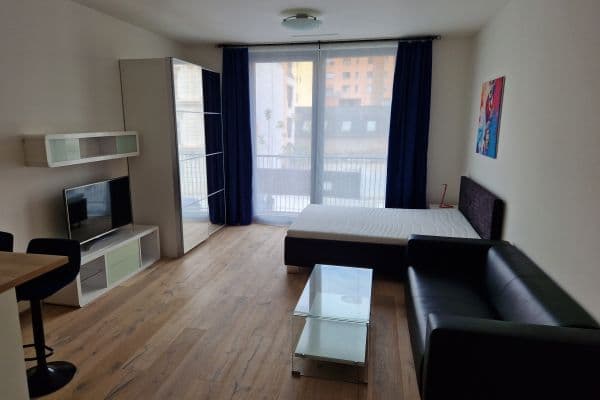 Prenájom bytu 1-izbový 36 m², Praha Prenájom bytu 1-izbový 36 m², Praha