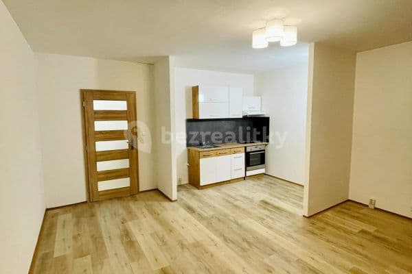 Prenájom bytu 1-izbový 36 m², Spartakiádní, Ústí nad Labem Prenájom bytu 1-izbový 36 m², Spartakiádní, Ústí nad Labem