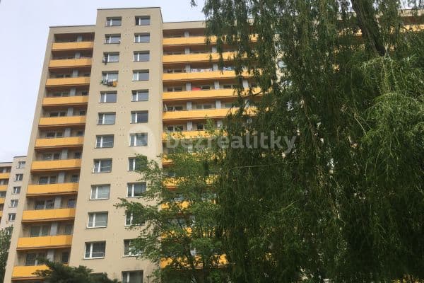 Prenájom bytu 2-izbový 45 m², třída Edvarda Beneše, Hradec Králové Prenájom bytu 2-izbový 45 m², třída Edvarda Beneše, Hradec Králové