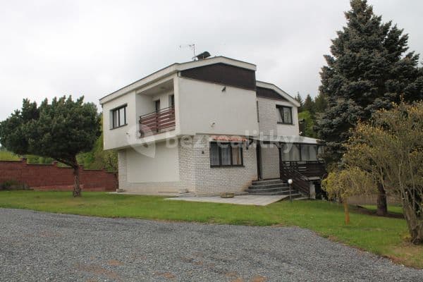 Prenájom domu 187 m², pozemek 1.127 m², Petříkov