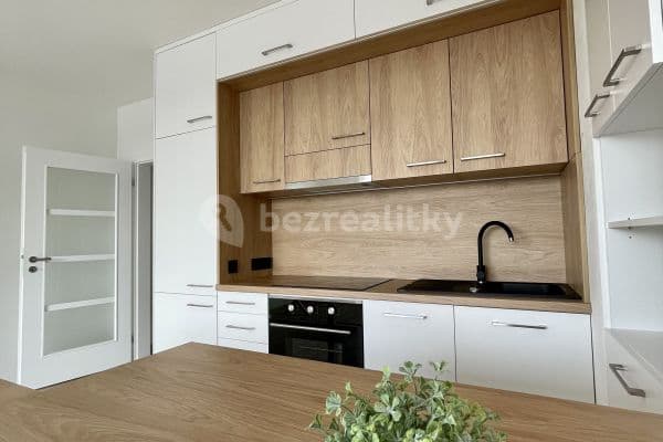 Prenájom bytu 2-izbový 58 m², Východní, Pardubice Prenájom bytu 2-izbový 58 m², Východní, Pardubice