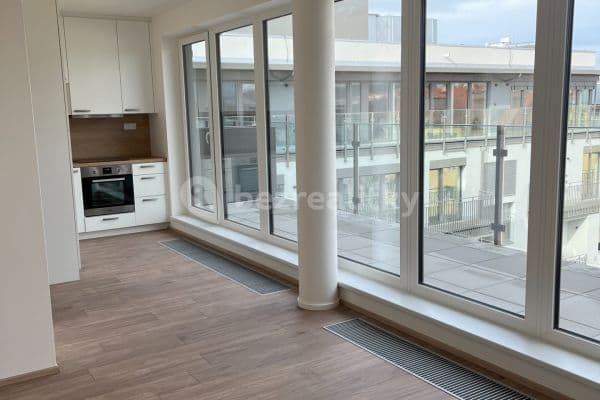 Prenájom bytu 1-izbový 51 m², Dělnická, Praha Prenájom bytu 1-izbový 51 m², Dělnická, Praha