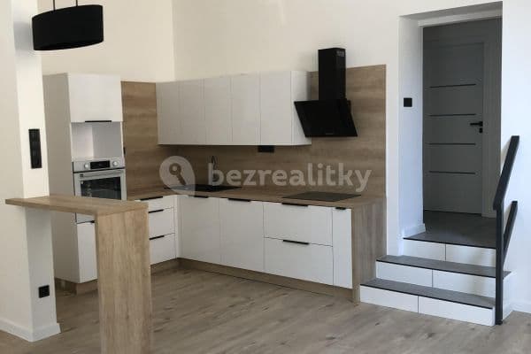 Prenájom bytu 2-izbový 57 m², Těšínská, Ostrava Prenájom bytu 2-izbový 57 m², Těšínská, Ostrava
