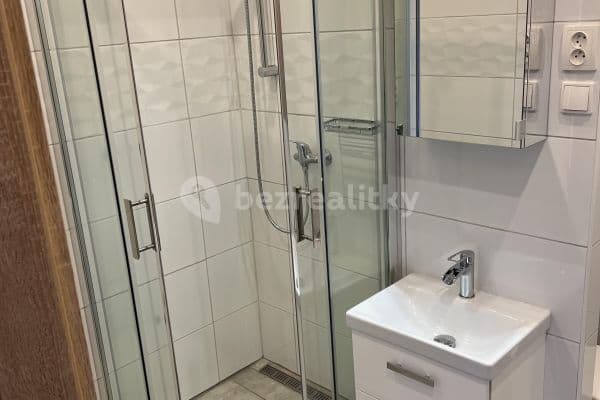 Prenájom bytu 1-izbový 32 m², Hranická, Lipník nad Bečvou Prenájom bytu 1-izbový 32 m², Hranická, Lipník nad Bečvou