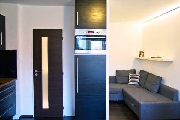 Prenájom bytu Garsoniéra 27 m², V Hůrkách, Praha Prenájom bytu Garsoniéra 27 m², V Hůrkách, Praha