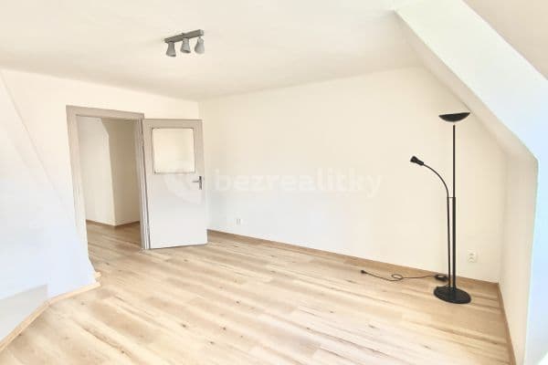 Prenájom bytu 2-izbový 56 m², Wolkerova, Litvínov Prenájom bytu 2-izbový 56 m², Wolkerova, Litvínov