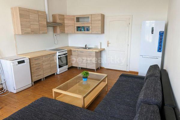 Prenájom bytu 2-izbový 35 m², Celní, Karlovy Vary