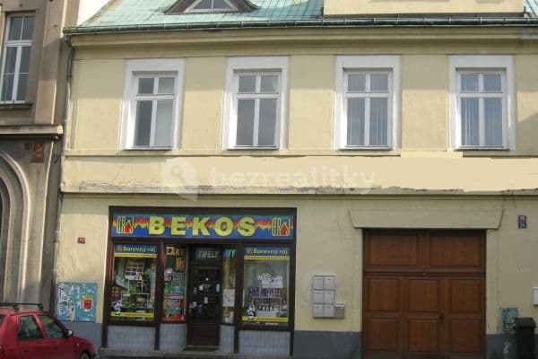Prenájom bytu 3-izbový 110 m², náměstí Smiřických, Kostelec nad Černými lesy Prenájom bytu 3-izbový 110 m², náměstí Smiřických, Kostelec nad Černými lesy