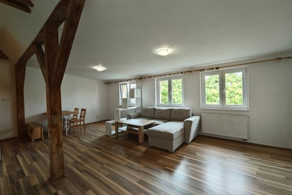 Prenájom bytu 1-izbový 48 m², Spojovací, Praha Prenájom bytu 1-izbový 48 m², Spojovací, Praha