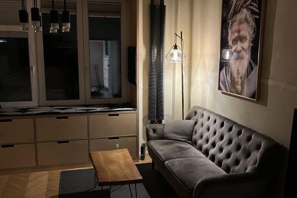 Prenájom bytu 1-izbový 30 m², Peckova, Praha Prenájom bytu 1-izbový 30 m², Peckova, Praha